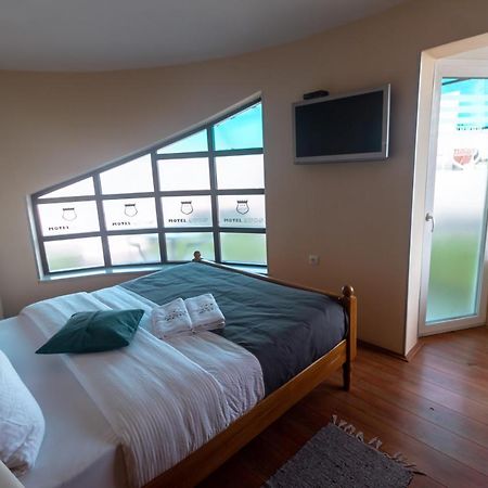 Motel Atos Лакташи Екстер'єр фото